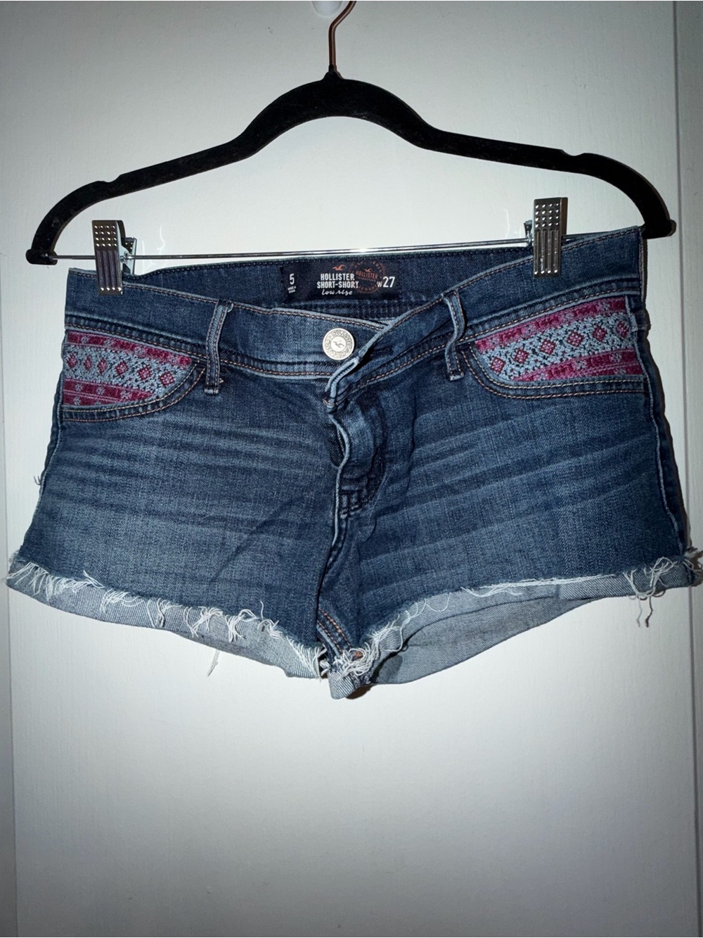 Hollister embroidered pocket shorts